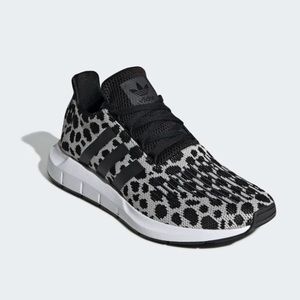Adidas Swift Run Sneakers Cheetah Leopard Size 6.5 New in Box